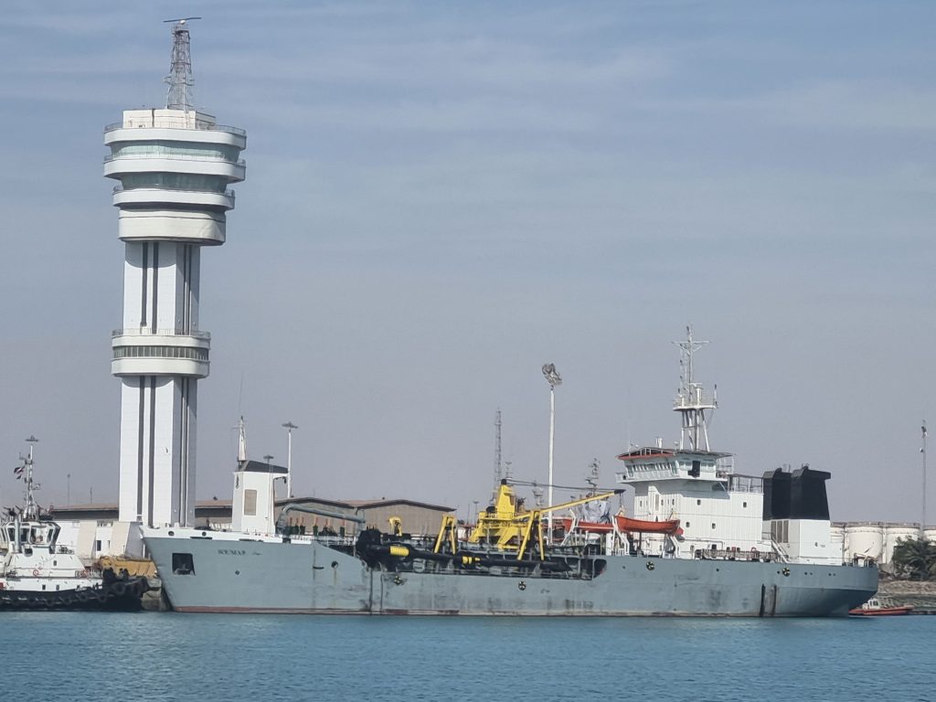 اسکله بندر شهید رجایی - عکاس مهدی کمالی