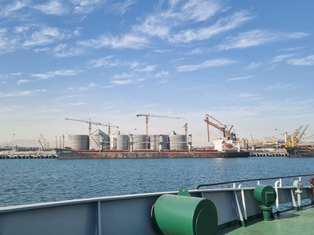 اسکله بندر شهید رجایی - عکاس مهدی کمالی