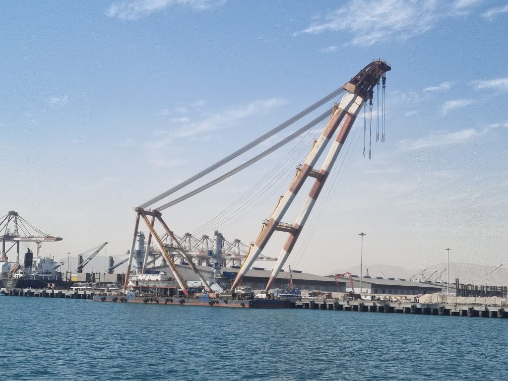 اسکله بندر شهید رجایی - عکاس مهدی کمالی